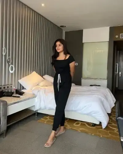 Call Girls R K Puram Cash On Delivery